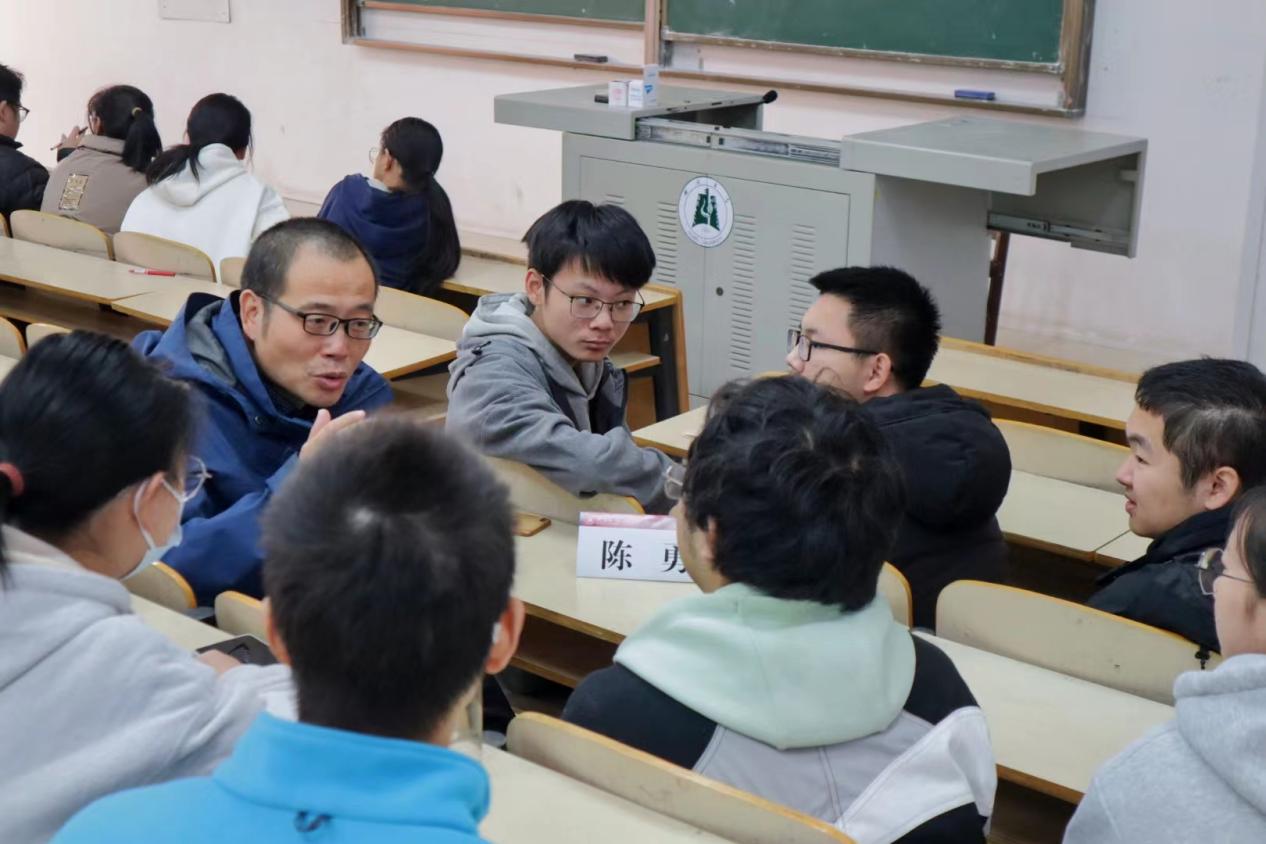 12.08 微电子学院见面会 蓝馨12